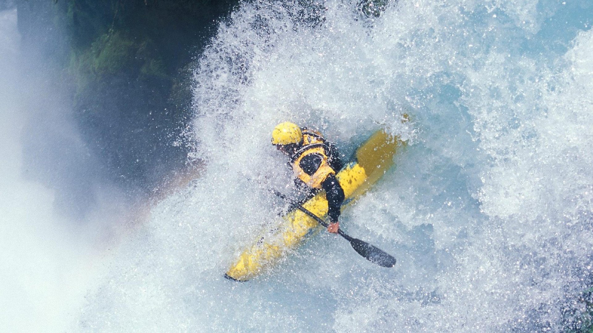 _海底隧道足球赛:穿越水域的竞技体验_,海底隧道新闻